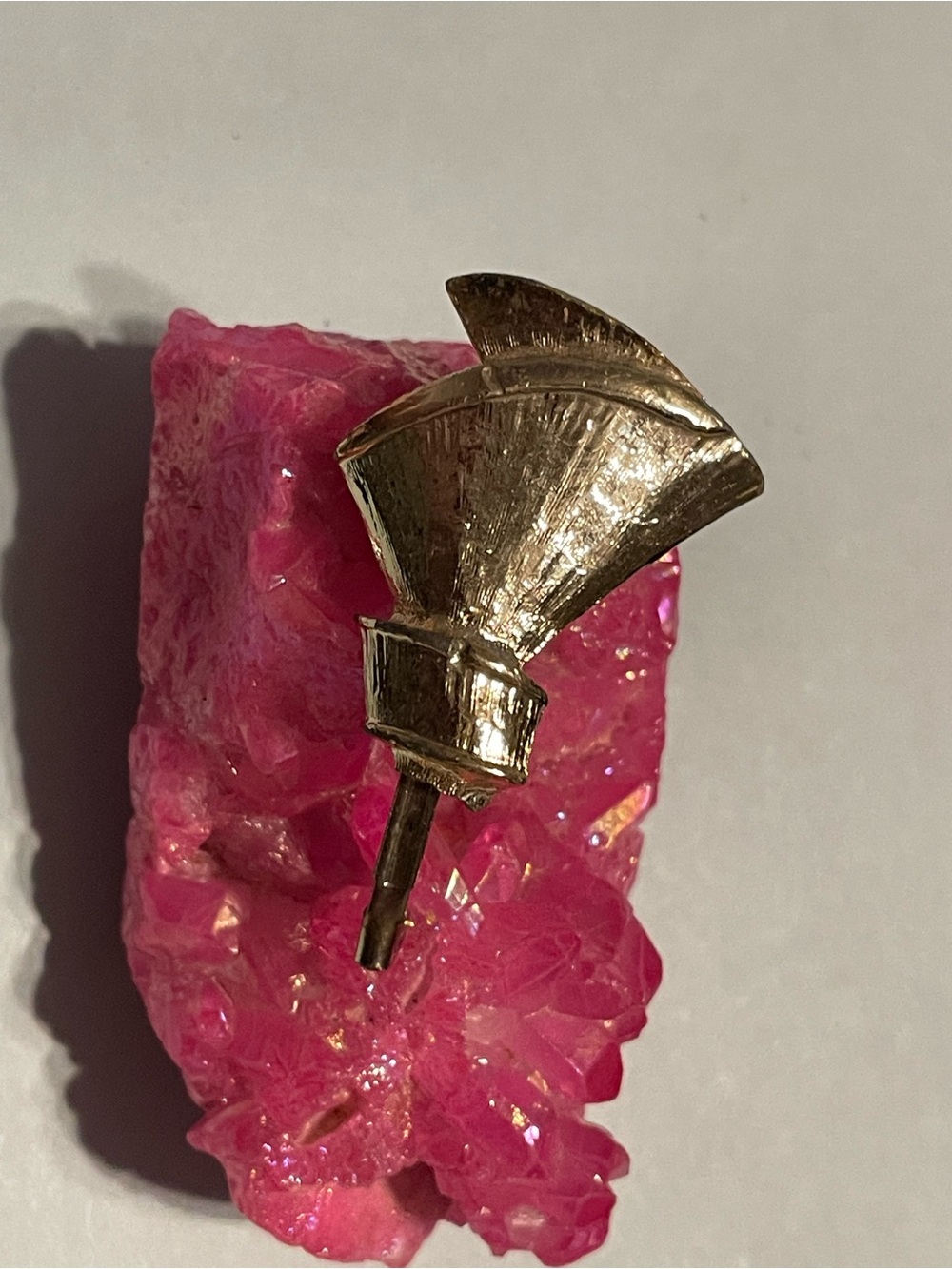 Vintage Signed Gerry’s Gold Tone Brooch #6447